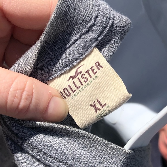 Hollister let’s fiesta tee - Picture 4 of 4